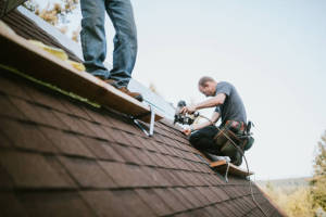 Local Roofers in Blountsville, IN